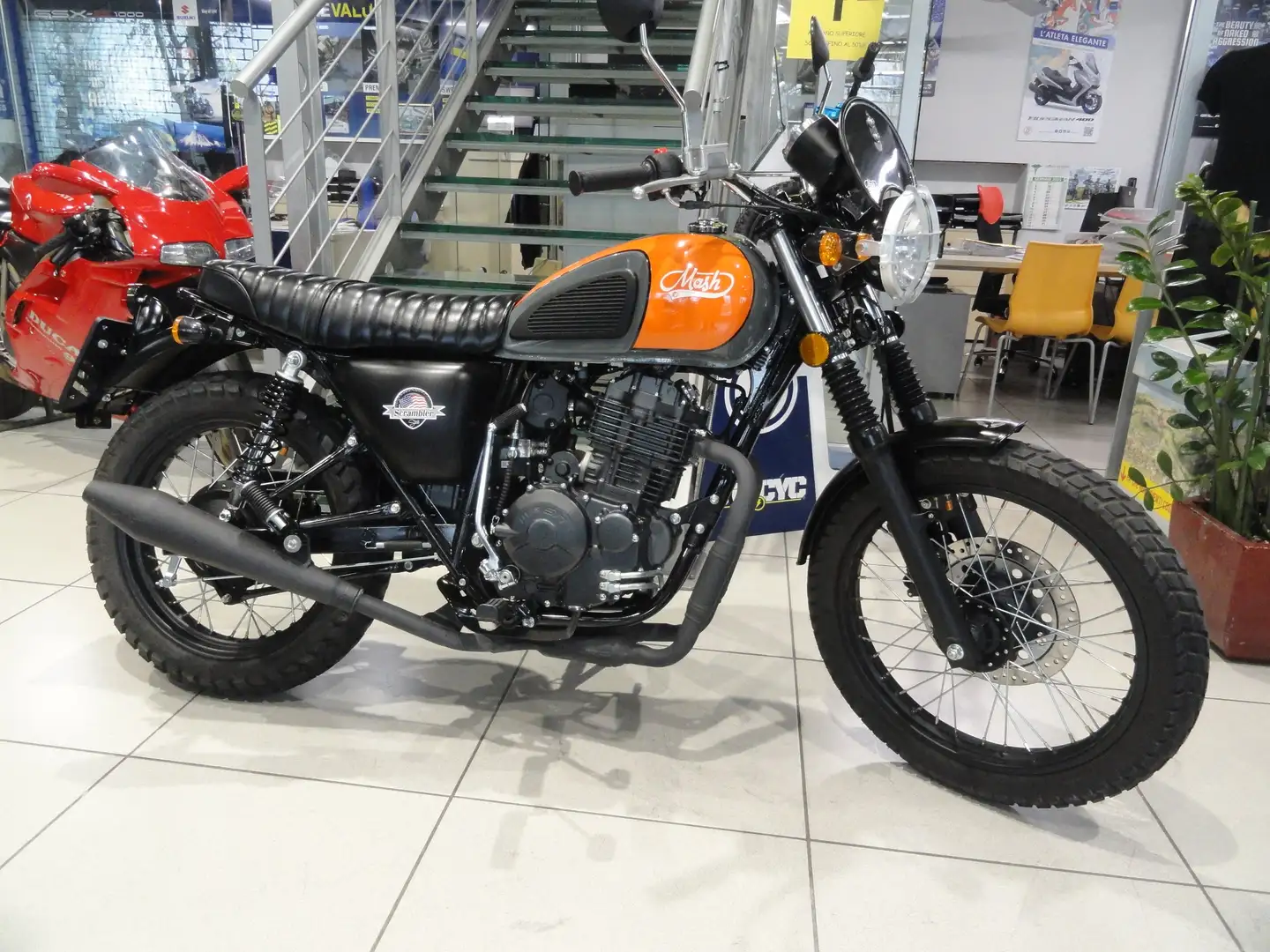 Mash Scrambler 400 Naranja - 1