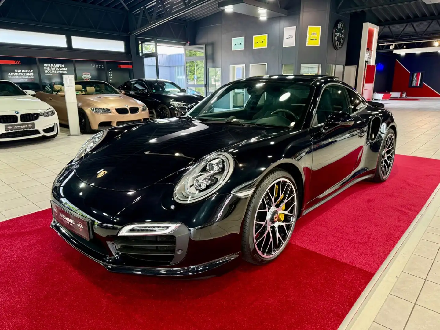 Porsche 911 /991Turbo S +SCHECKHEFTGEPLFEGT+BOSE Schwarz - 1
