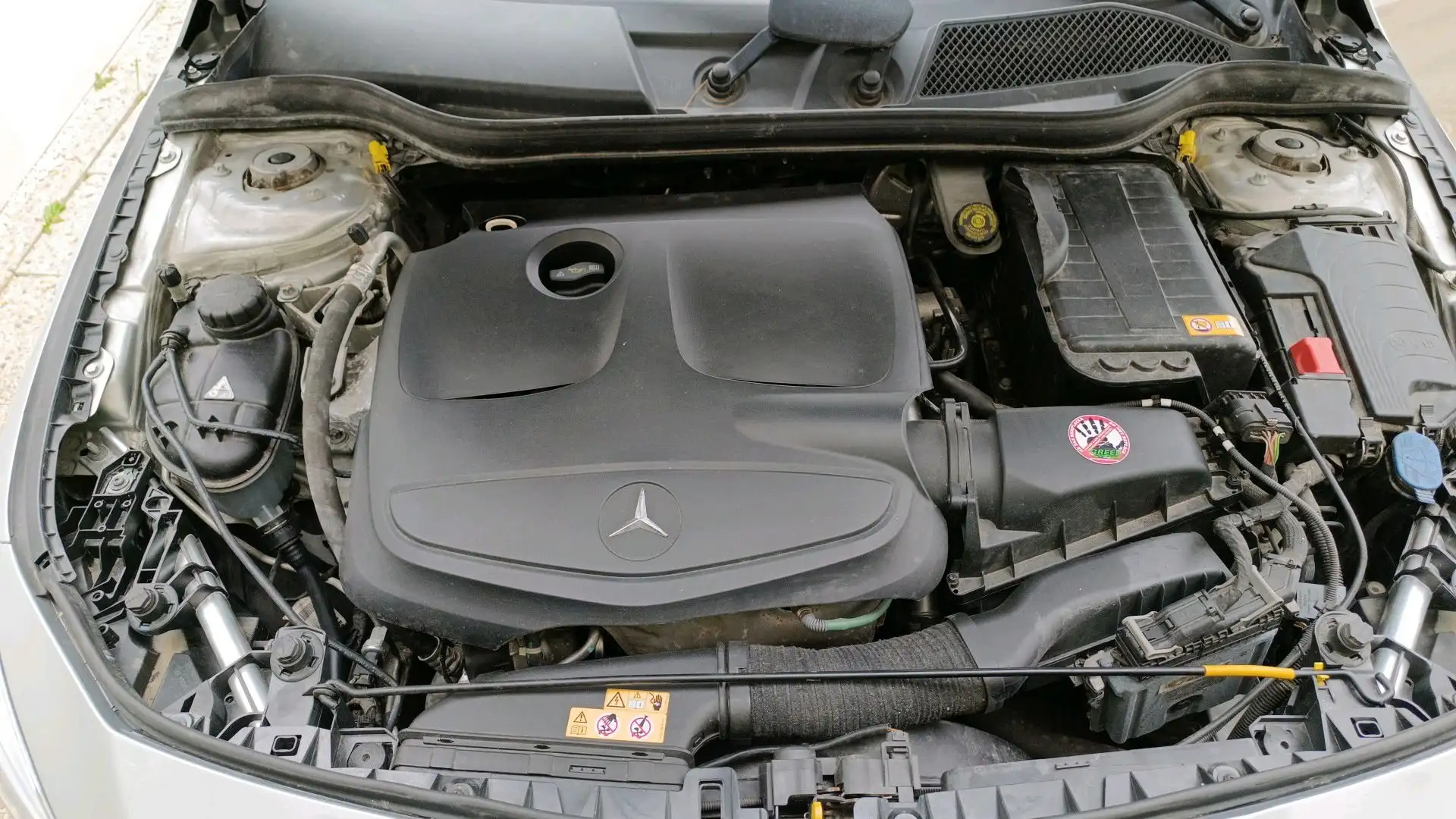 Mercedes-Benz CLA 180 CLA 180 Sensation Argent - 2