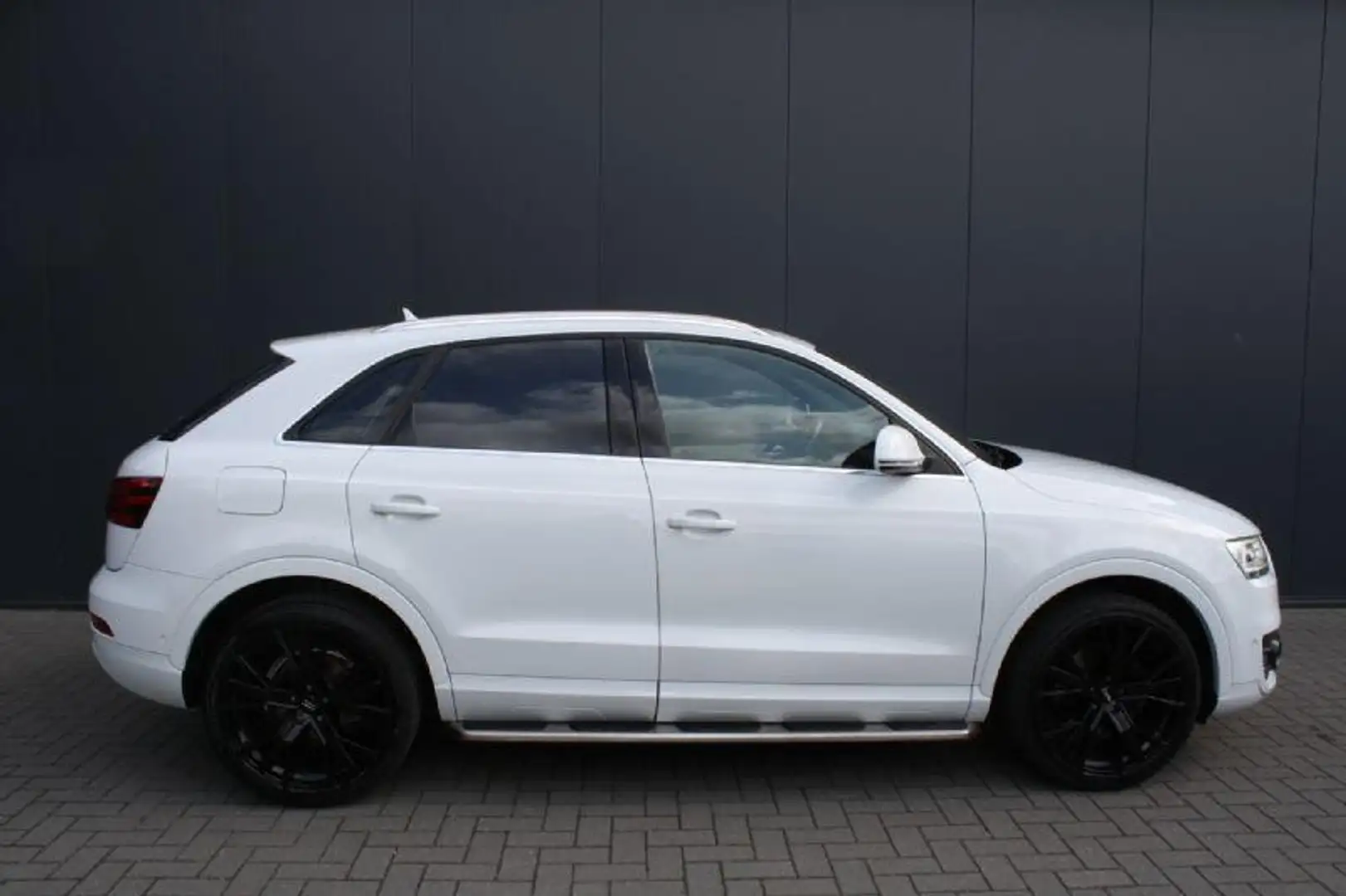 Audi Q3 2.0 TDI quattro S-Line - PANORAMADAK - LEDER - NAV Weiß - 2