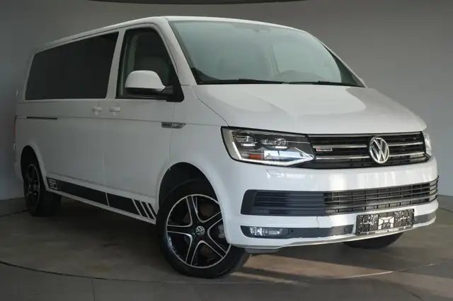 Volkswagen Caravelle main image