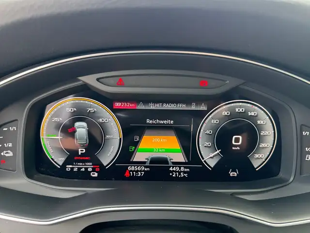 Audi A6 view 9
