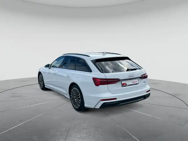 Audi A6 view 3