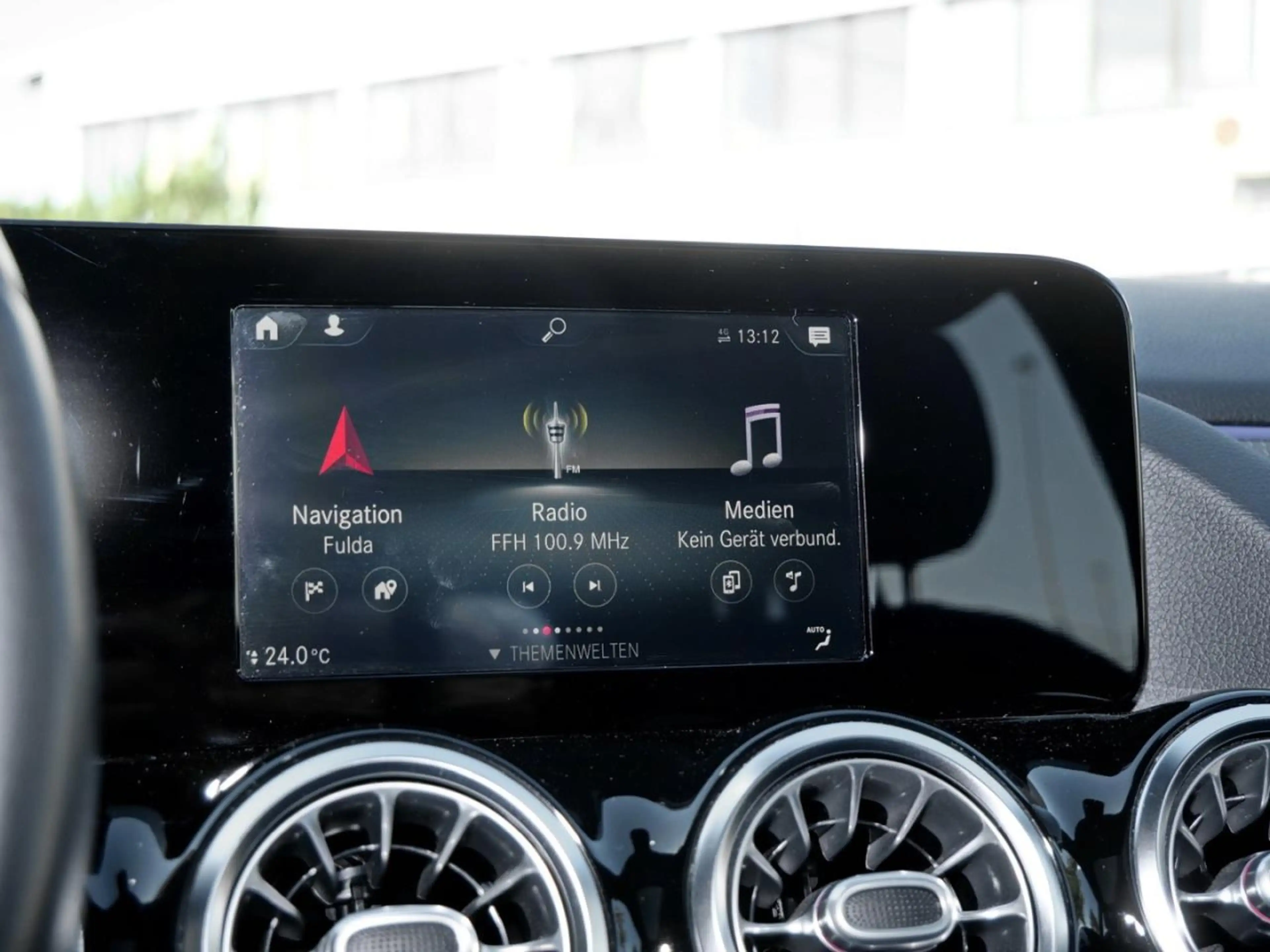 Mercedes-Benz B 180 Progressive EasyPack Panorama 360° Navi — photo 11