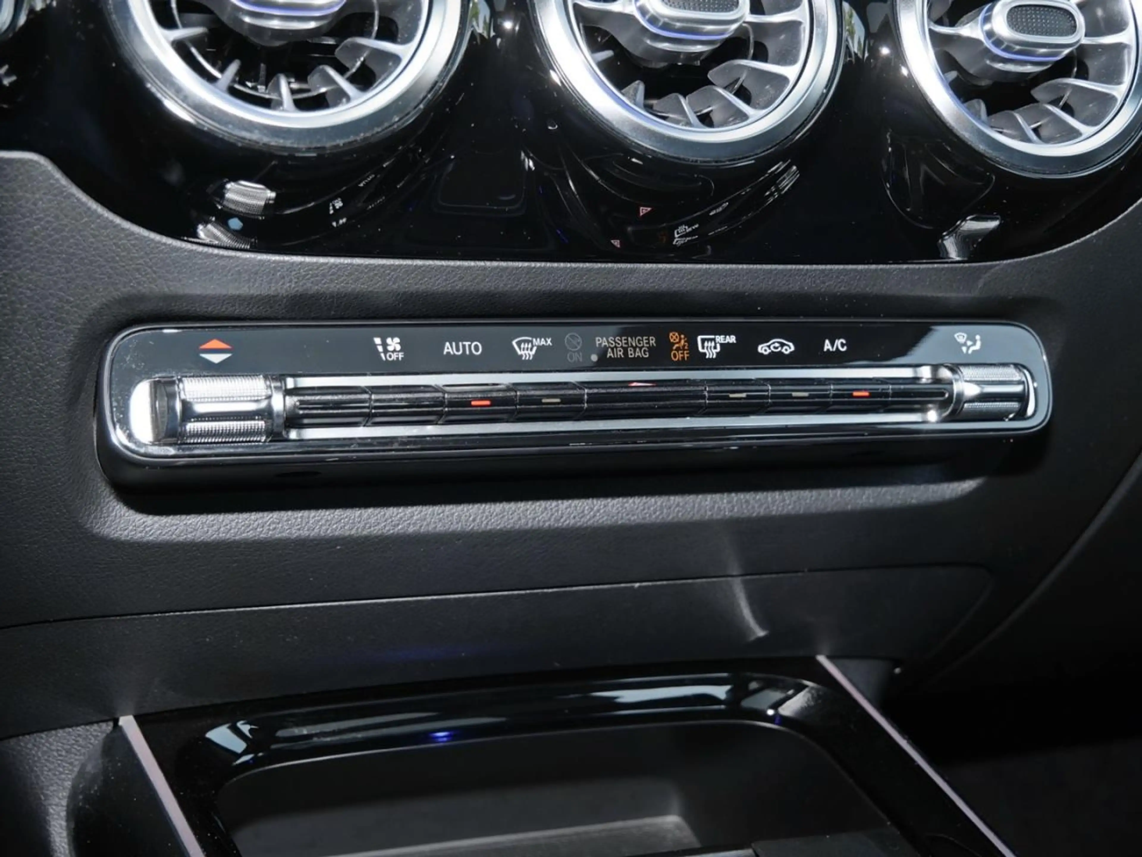 Mercedes-Benz B 180 Progressive EasyPack Panorama 360° Navi — photo 13