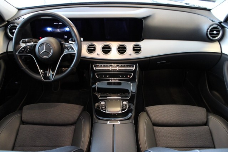 Mercedes-Benz E 200 T Avantgarde 9G-Tr. Rü-Ka LED Navi Widescreen — photo 5