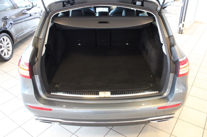 Mercedes-Benz E 200 T Avantgarde 9G-Tr. Rü-Ka LED Navi Widescreen — photo 15