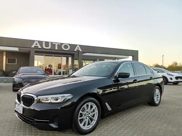 BMW 518 518d 48V Luxury