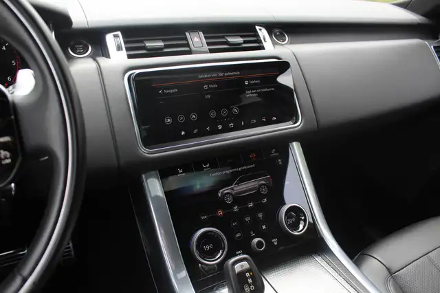 Land Rover Range Rover Sport view 19