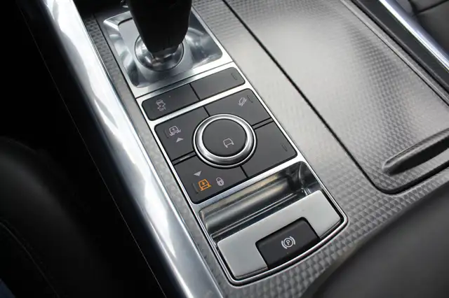 Land Rover Range Rover Sport view 28