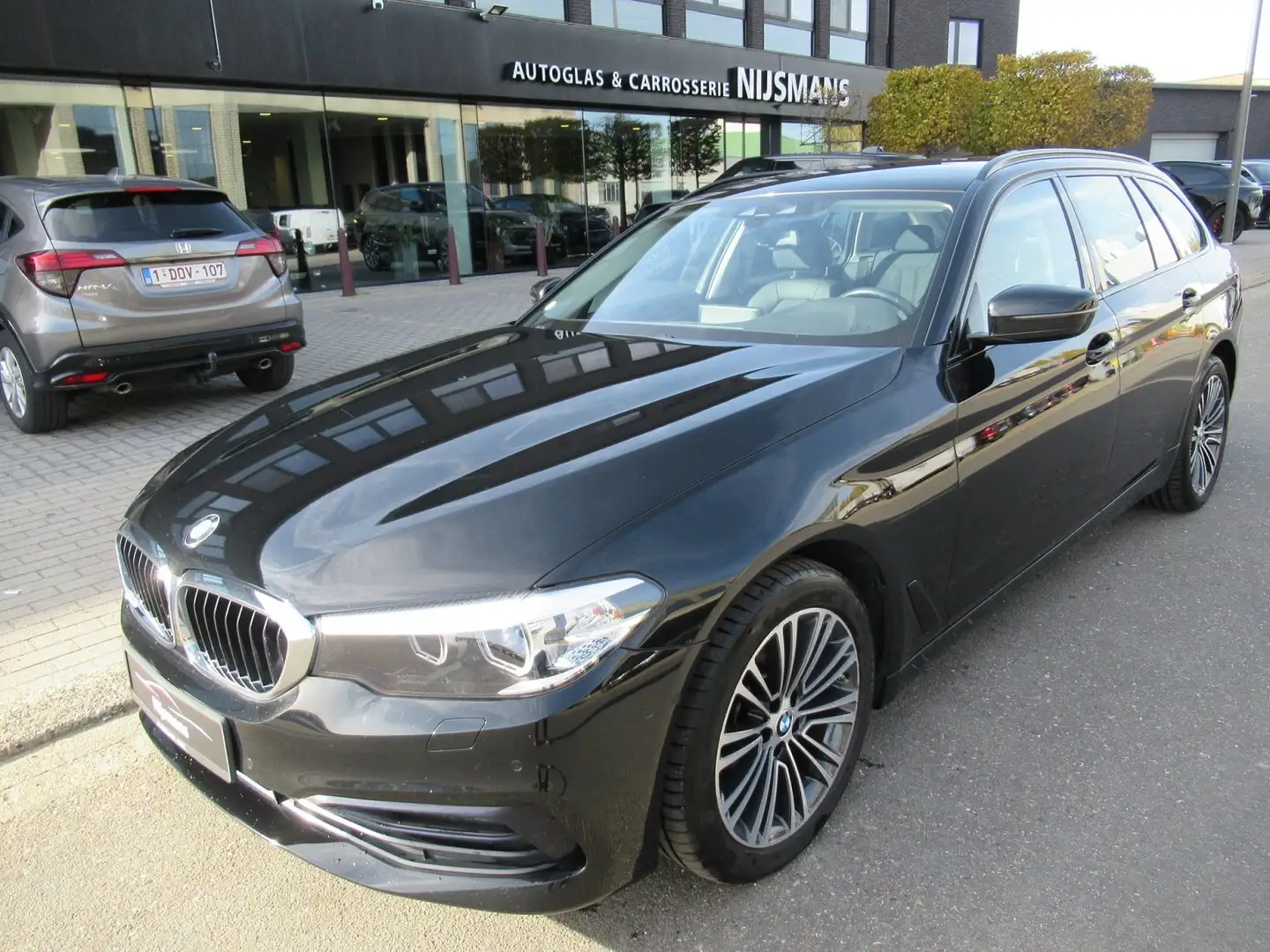 BMW 520 d Touring Aut. Sport Line-MHEV-Navi-Airco-Camera Noir - 1