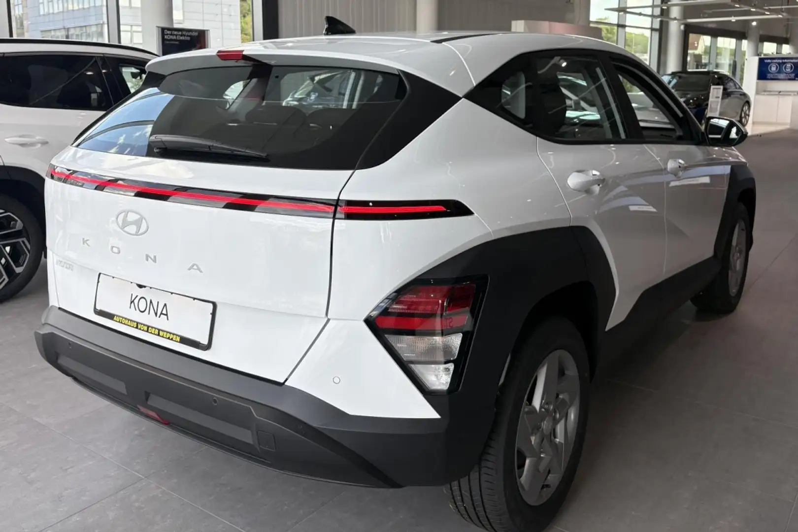 Hyundai KONA SELECT ZZGL.KLIMA-AUTOM./SITZ+LENKRAD-HEIZ! Klima Weiß - 2