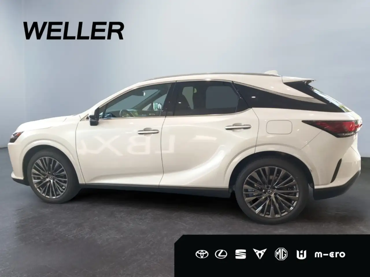 Lexus RX 450h + 2,5 l E-CVT, 4x4 Plug-in 5-Türer LUXURY 6