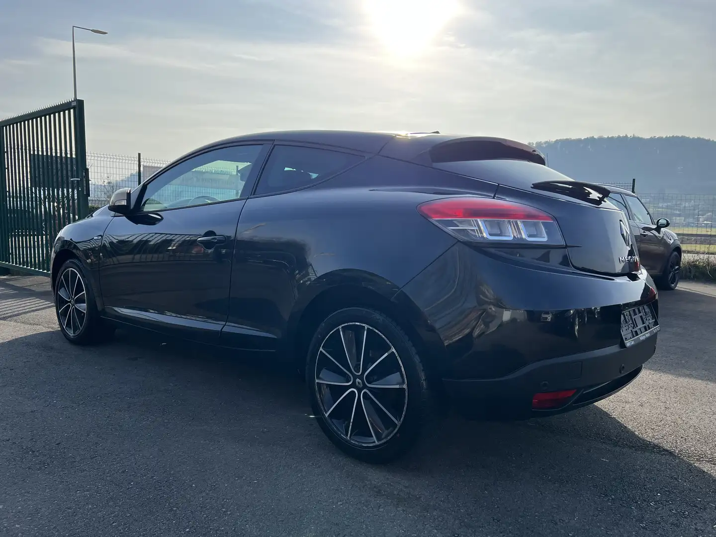 Renault Megane Coupe dCi 110 FAP EDC Bose Edition Noir - 2