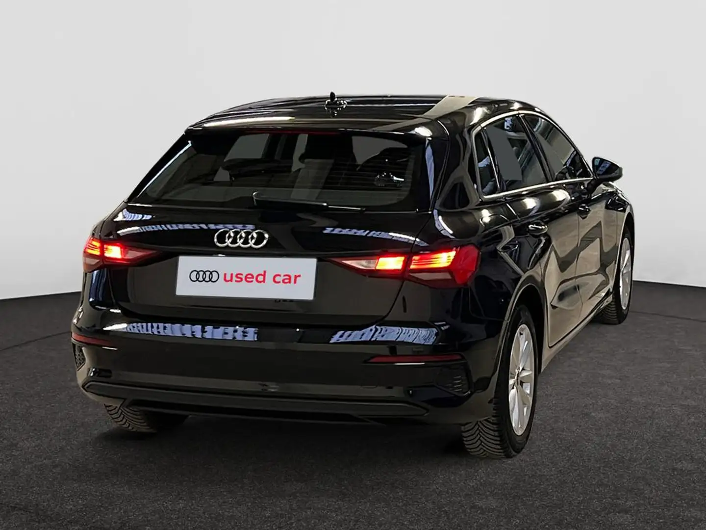 Audi A3 Sportback Audi A3 Sportback Attraction 30 TFSI 81(110) kW(ch) 6 vitesses Black - 2