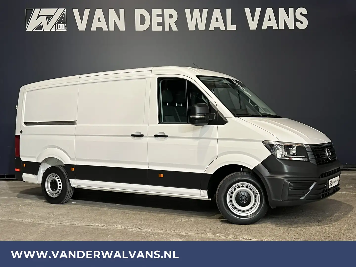 Volkswagen Crafter 2.0 TDI 141pk L3H2 L2H1 Euro6 Airco | Camera | Nav Wit - 1