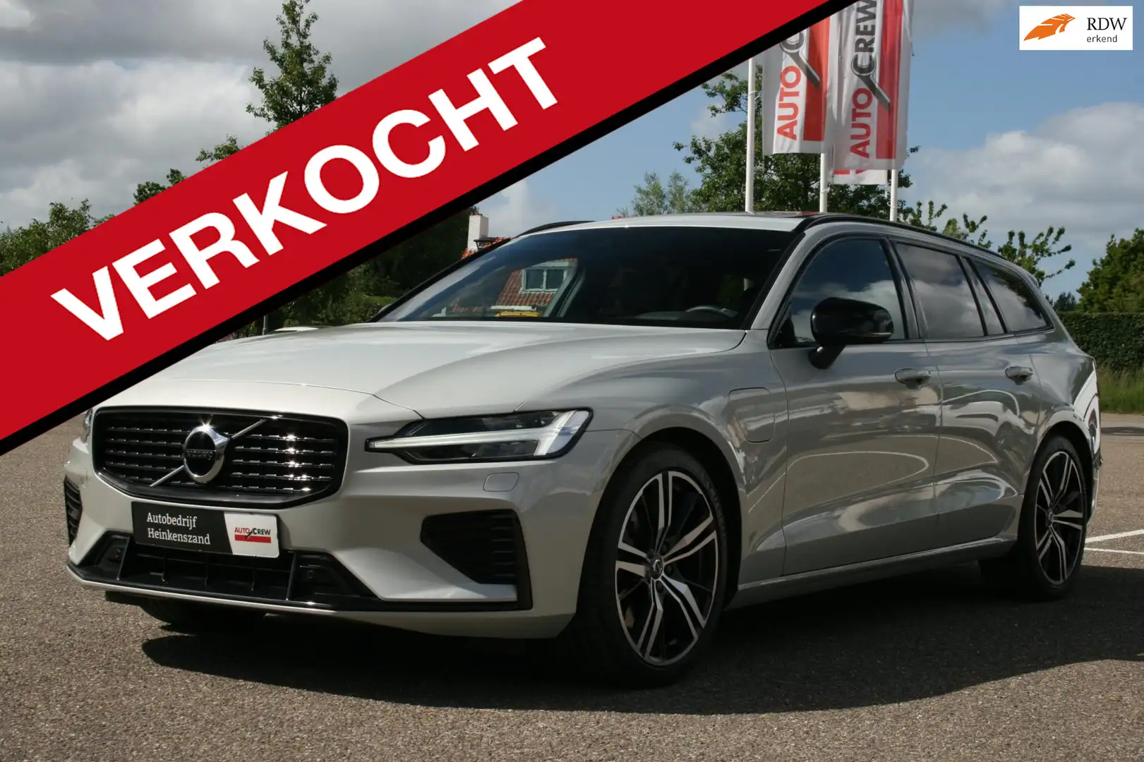 Volvo V60 2.0 T6 Recharge AWD R-Design Grijs - 1