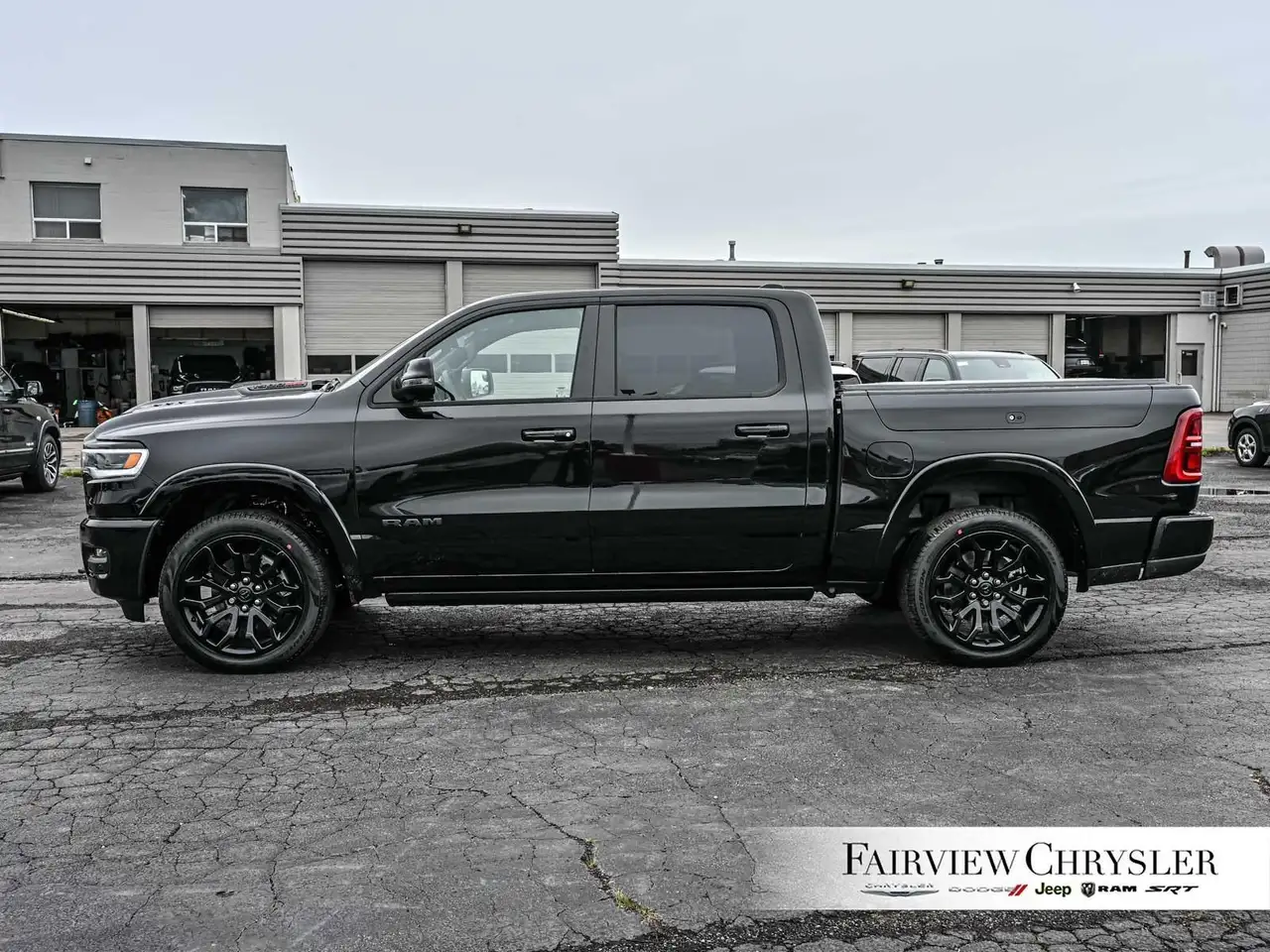 RAM 1500 снимка RAM 1500