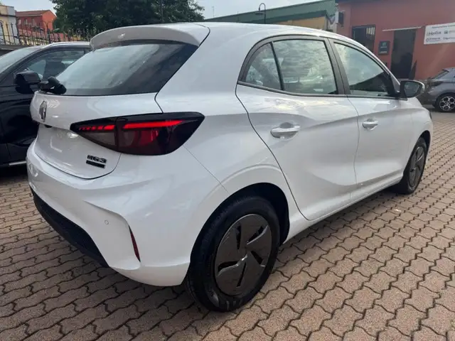MG MG3 view 2
