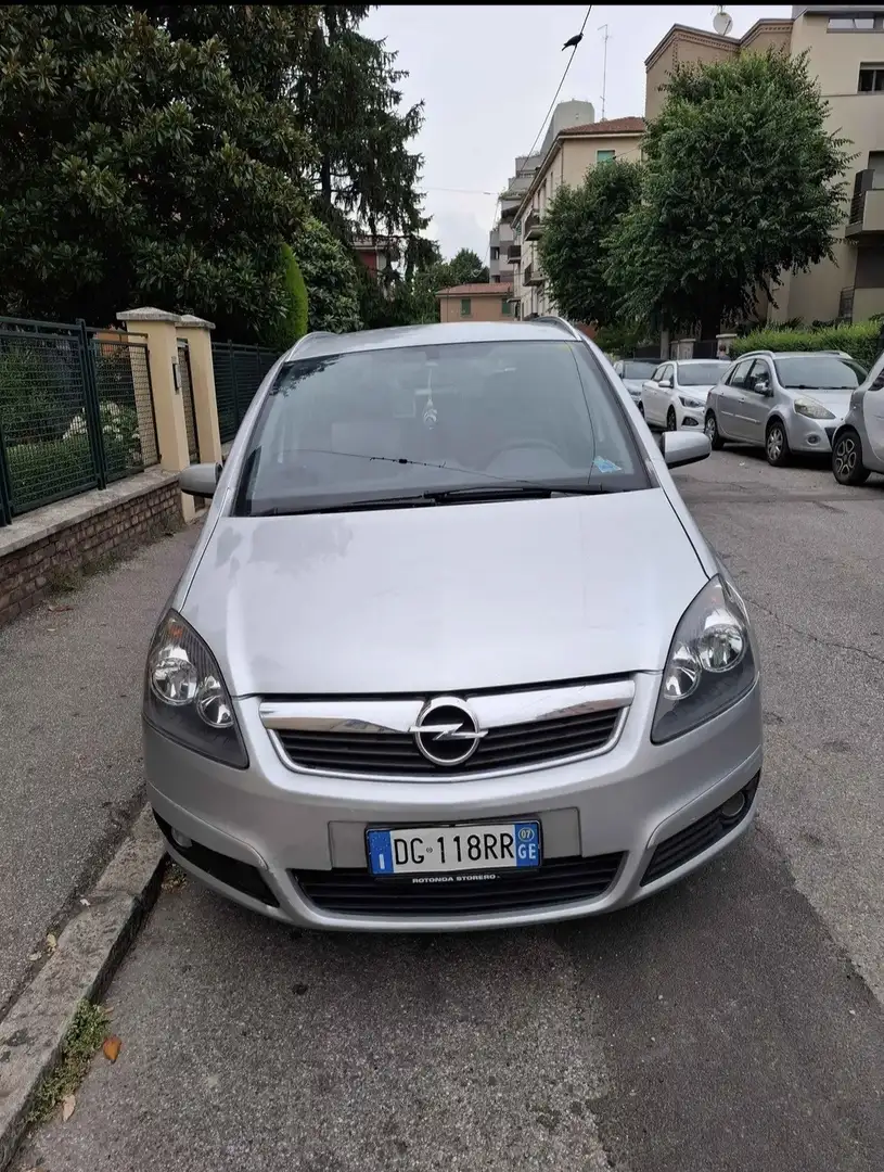 Opel Zafira 1.9 cdti Cosmo 120cv Grigio - 1