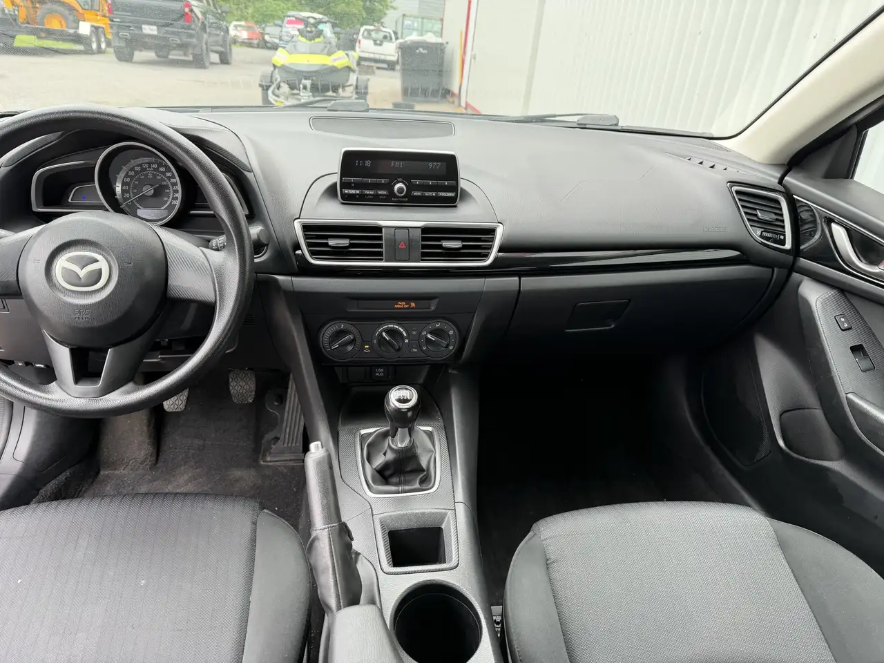 Mazda 3 photo Mazda 3