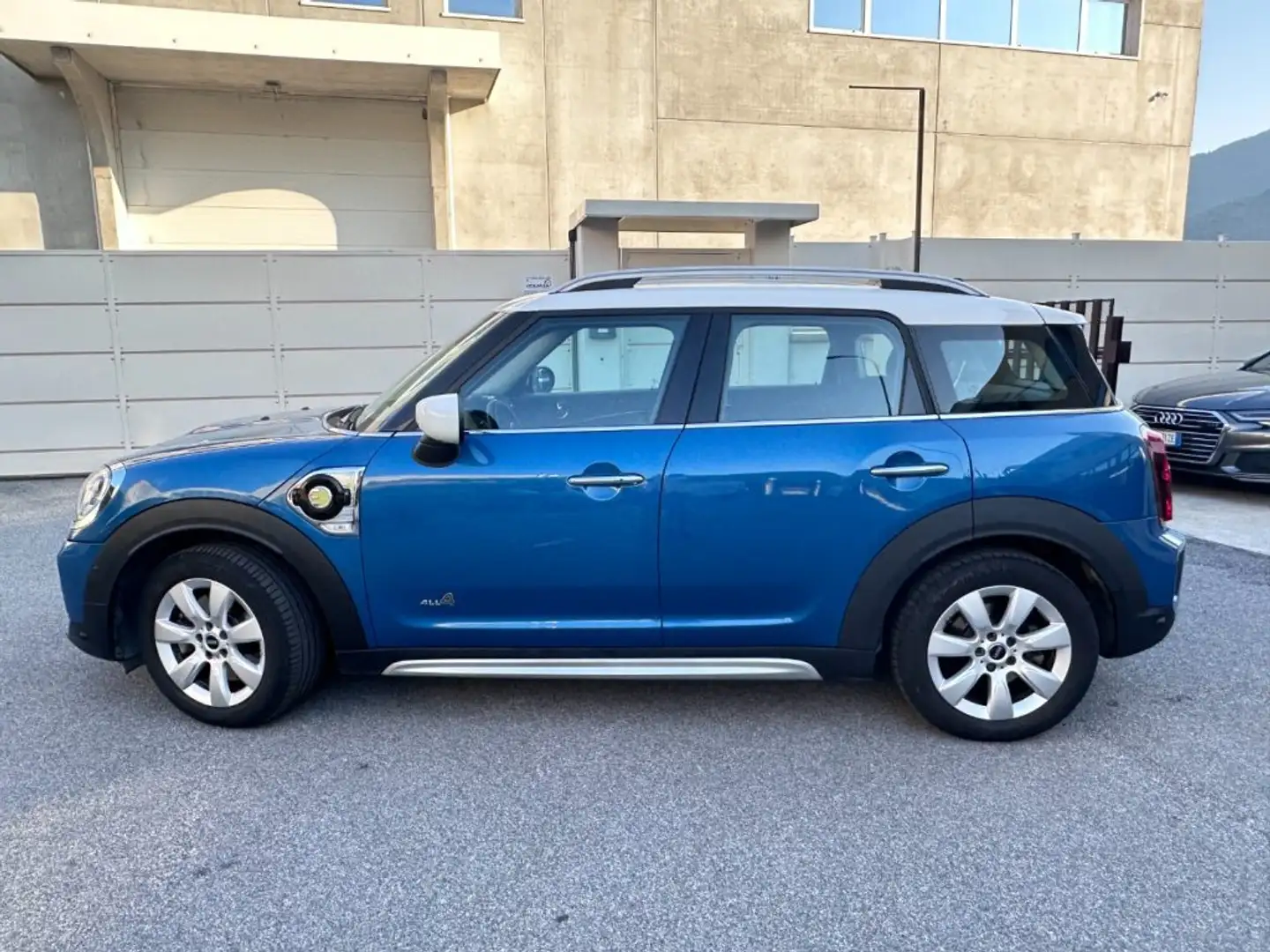 MINI Cooper SE Countryman 1.5 Business ALL4 4WD Blau - 2