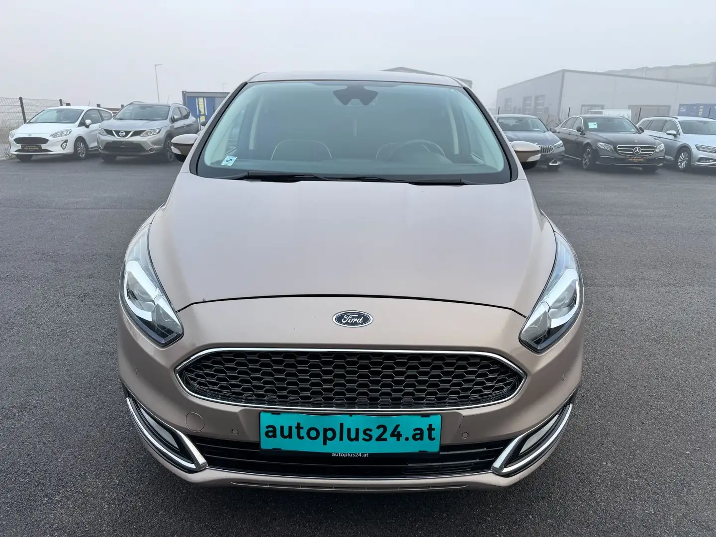 Ford S-Max Vignale 2.0 TDCi Bi-Turbo Auto-Start/Stop Aut. Grau - 2