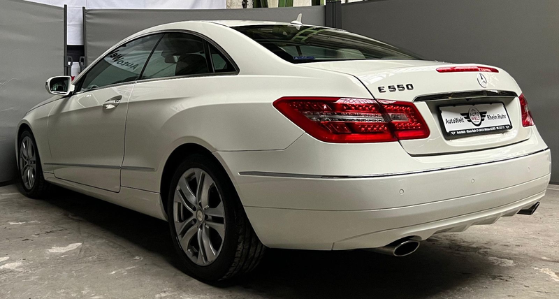 Mercedes-Benz E 350 Coupé CGI BlueEFFICIENCY Leder Keyless-Go — photo 10
