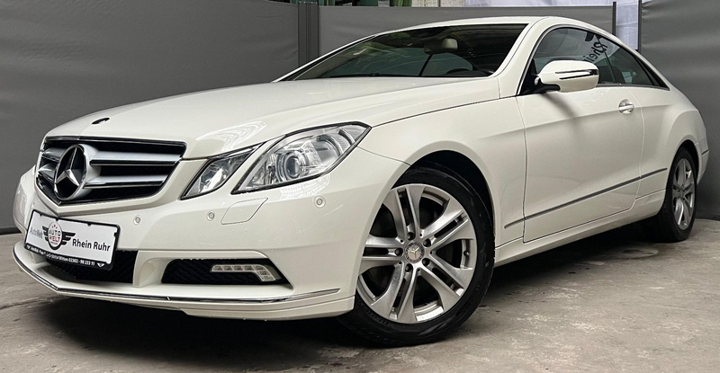 Mercedes-Benz E 350 Coupé CGI BlueEFFICIENCY Leder Keyless-Go — photo 5