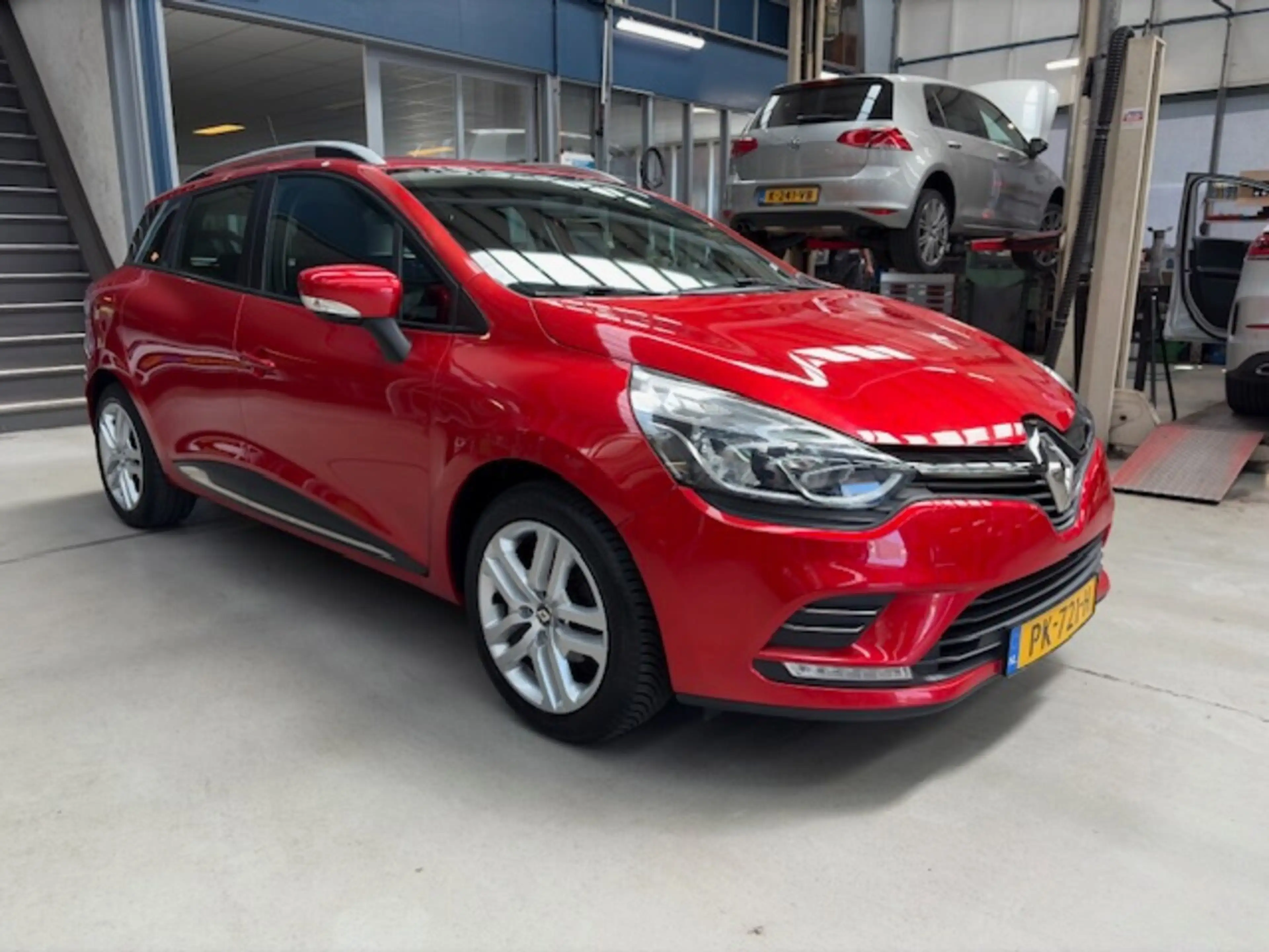 Renault Clio Estate 0.9 TCe Zen | Navigatie | Cruise control | — photo 9