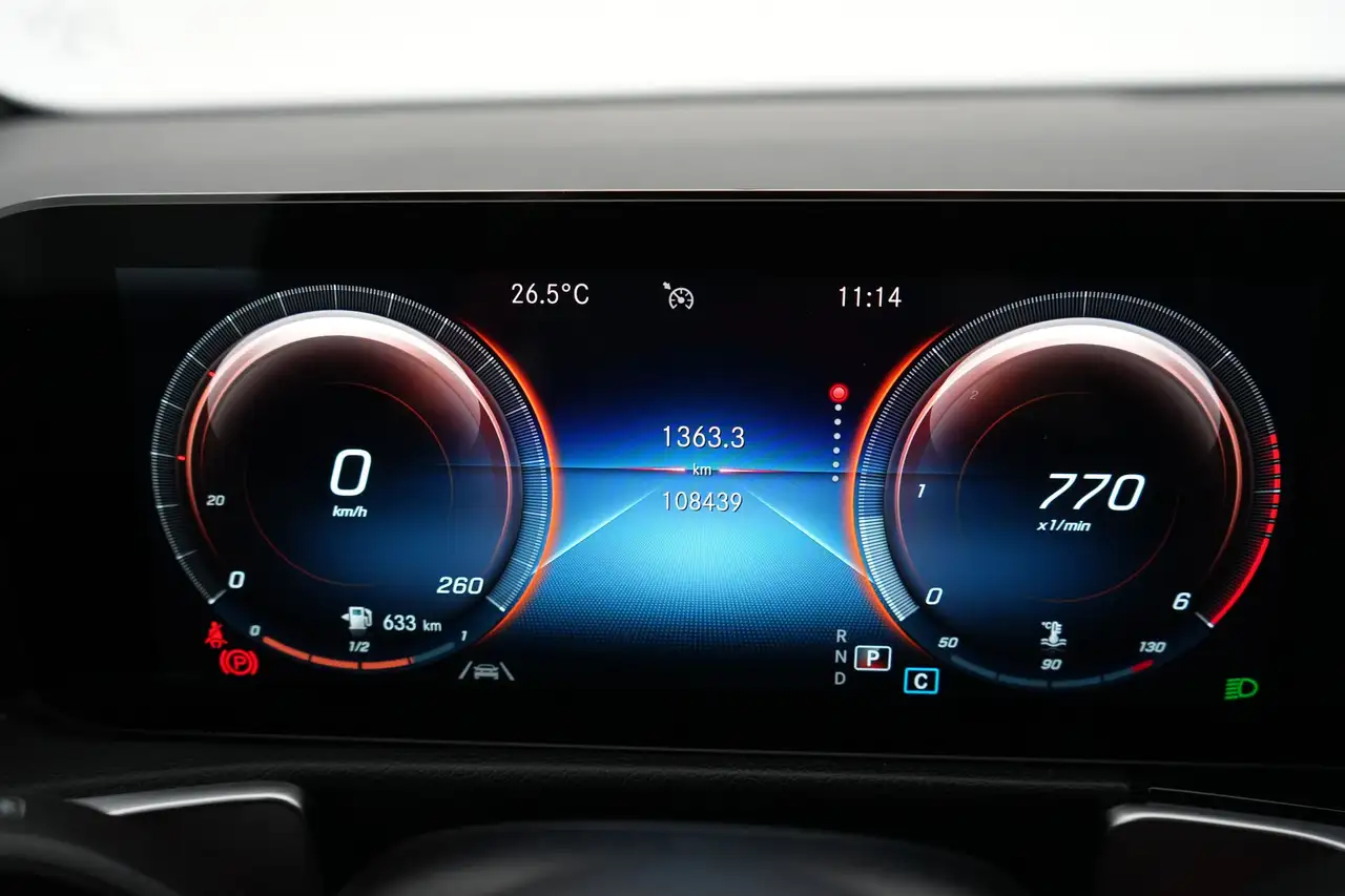 Mercedes-Benz GLB 180dA Business Solution LEDER/STOF LED GPS PDC CAM, миниатюра 14