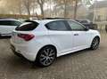 Alfa Romeo Giulietta 1.6 JTDm Automaat, Pano, Leer, Pdc, LM.. Wit - thumbnail 4