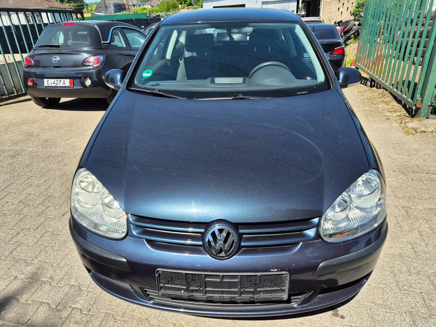 Volkswagen Golf Trendline Tüv 05.2027 Blau - 2