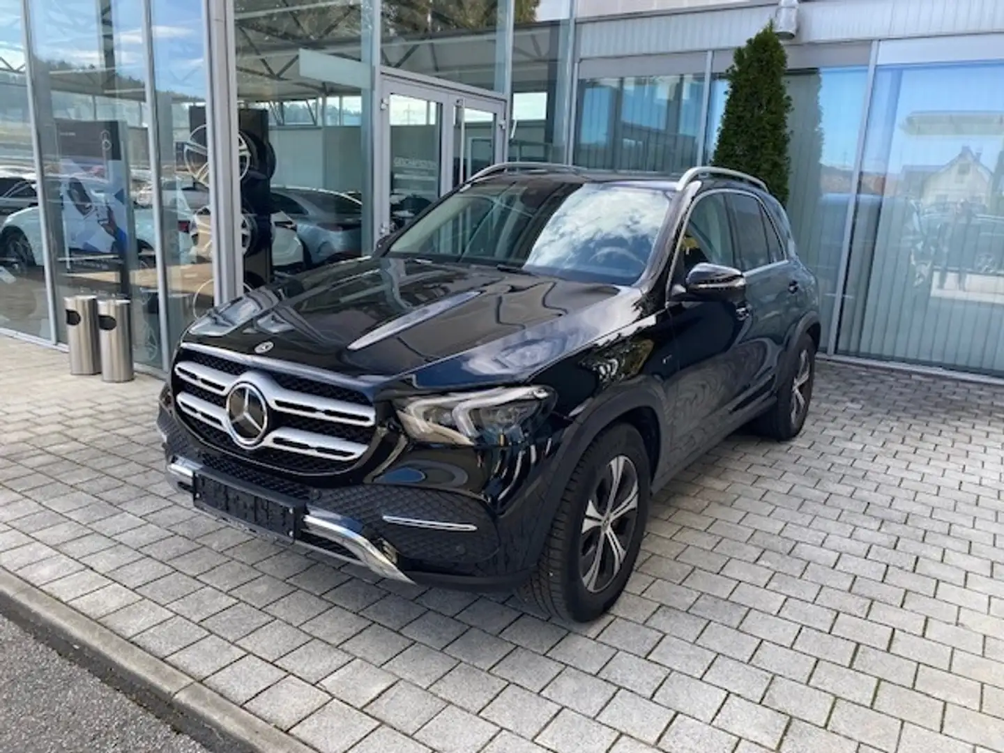 Mercedes-Benz GLE 350 de 4MATIC AHV Distr PTS Shz Ambi Mbeam Schwarz - 1