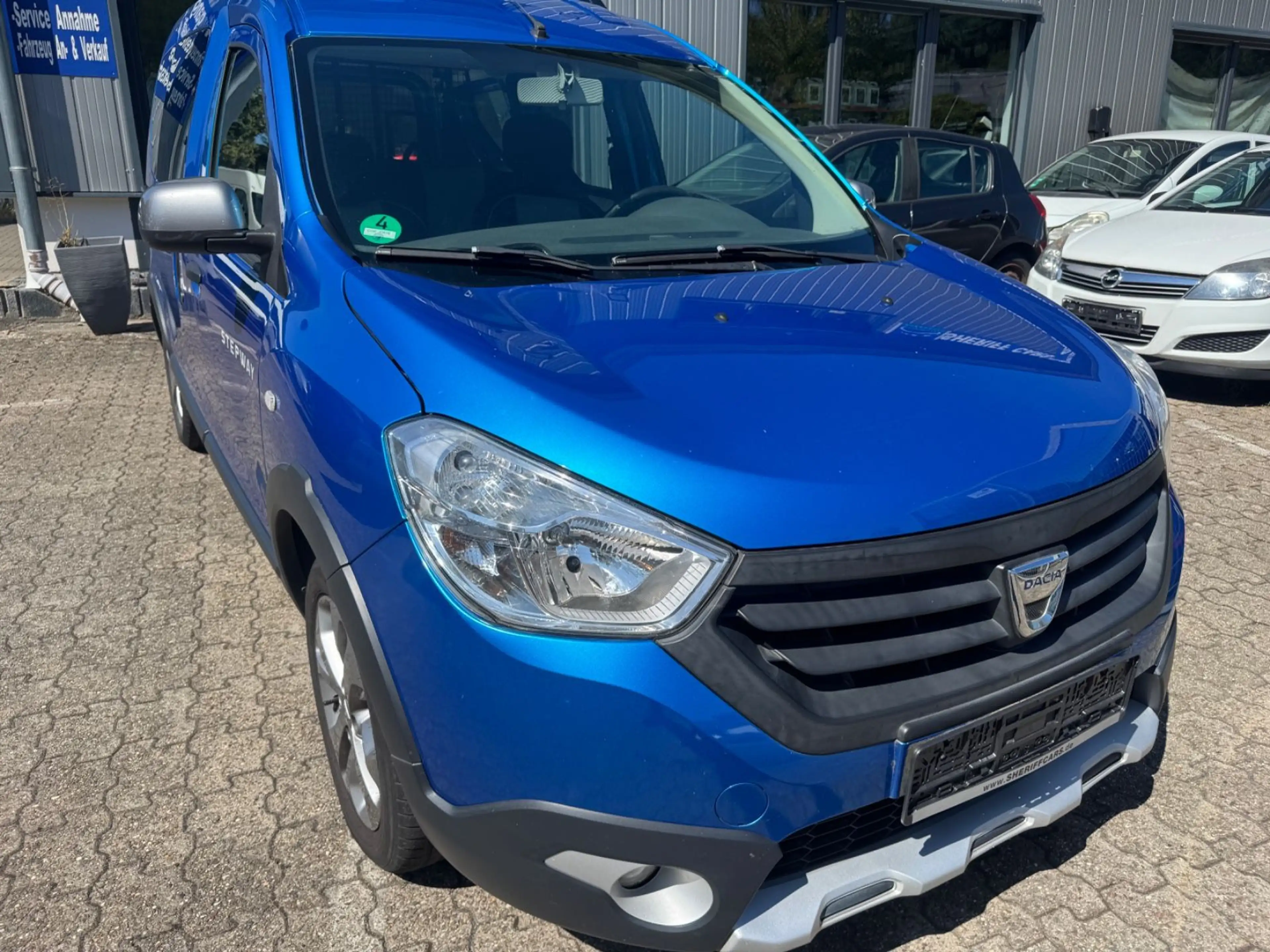 Dacia Dokker Stepway KLIMA-NAVI-2xSCHIEBETÜR-UNFALLFREI-TEMPO — photo 3