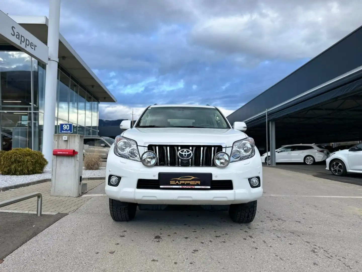 Toyota Land Cruiser Landcruiser 300 3,0 D-4D 175 Premium Aut. Blanc - 2