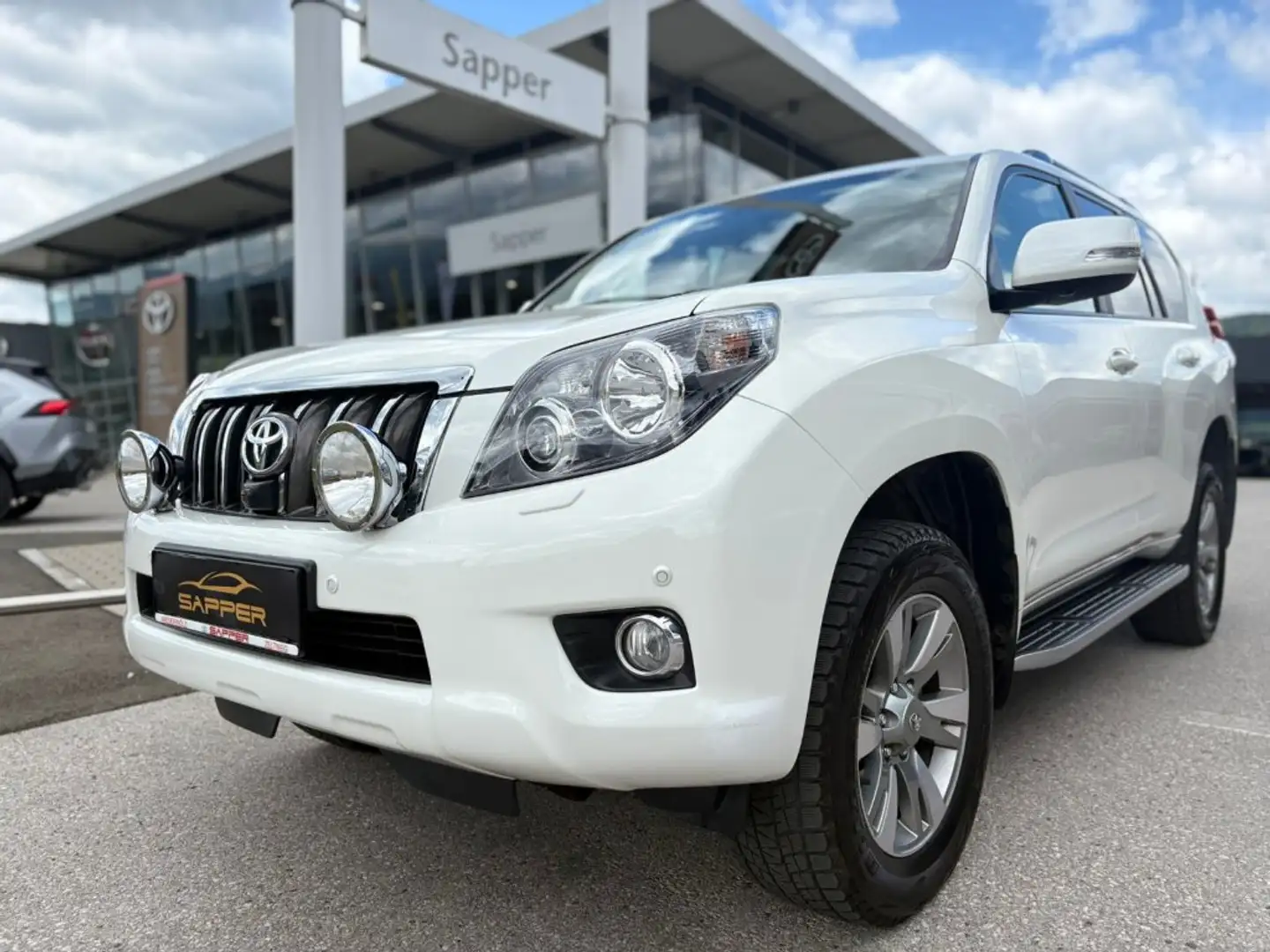 Toyota Land Cruiser Landcruiser 300 3,0 D-4D 175 Premium Aut. Blanco - 2