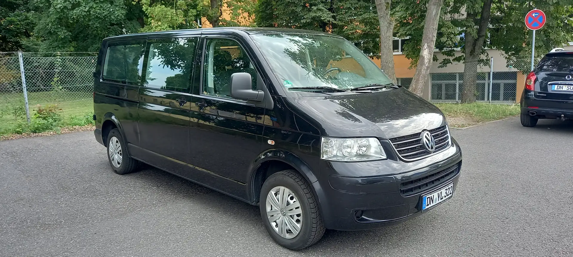 Volkswagen T5 California 2.5 TDI Caravelle Comfortline lang/Klimaaut./Navi Negro - 1