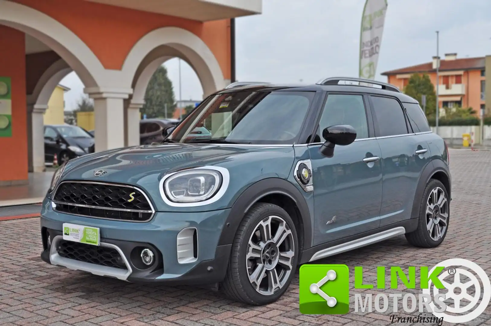 MINI Cooper SE Countryman 1.5 Hype ALL4 Verde - 1
