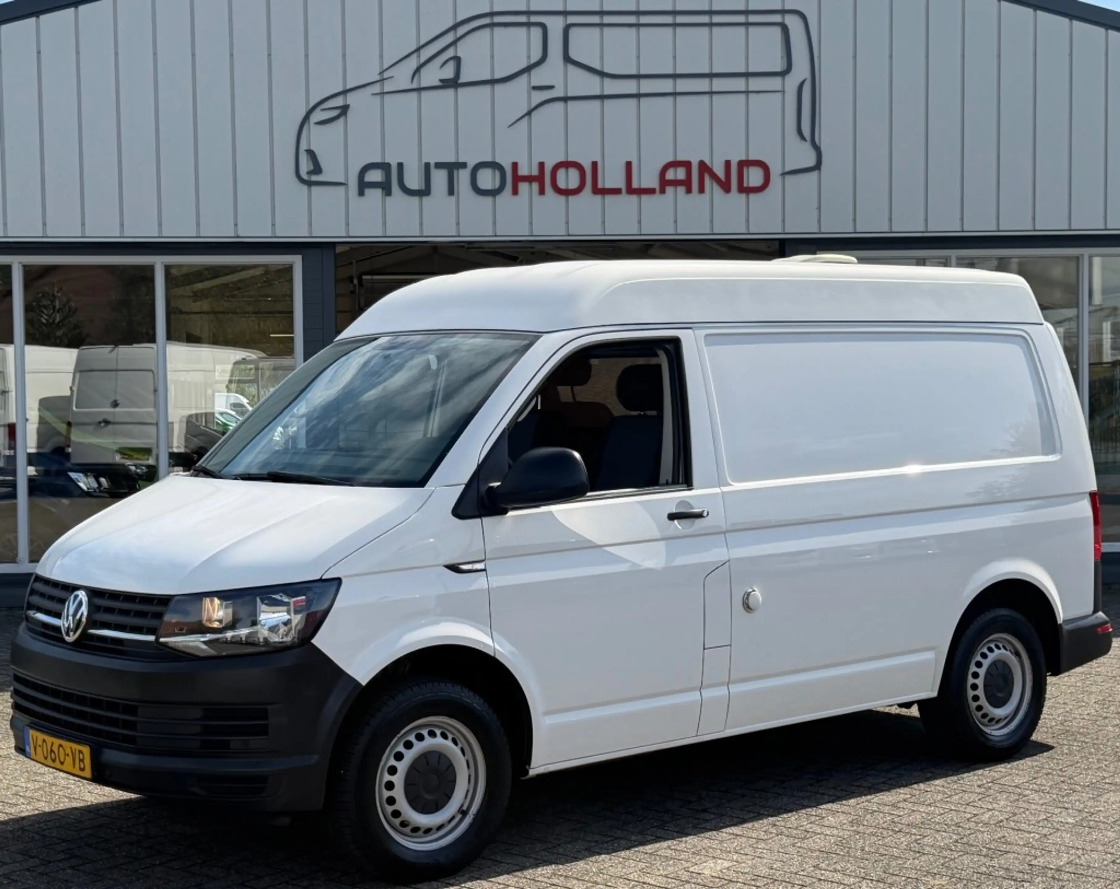 Volkswagen Transporter 2.0 TDI 75KW 102PK L1H2 EURO 6 AIRCO/ CRUISE CONTR