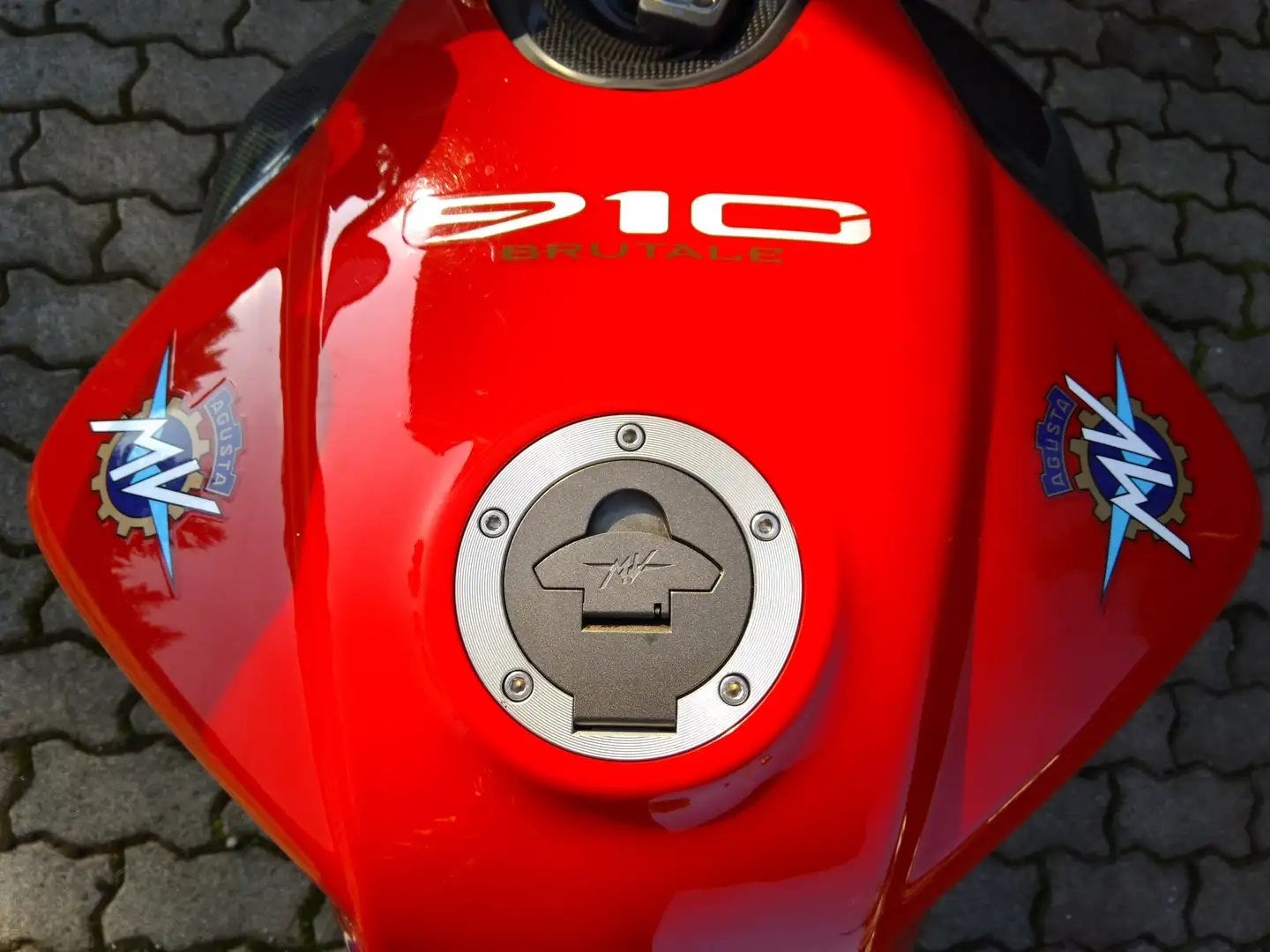 MV Agusta Brutale 910 F4 Brutale 910 S Rouge - 2