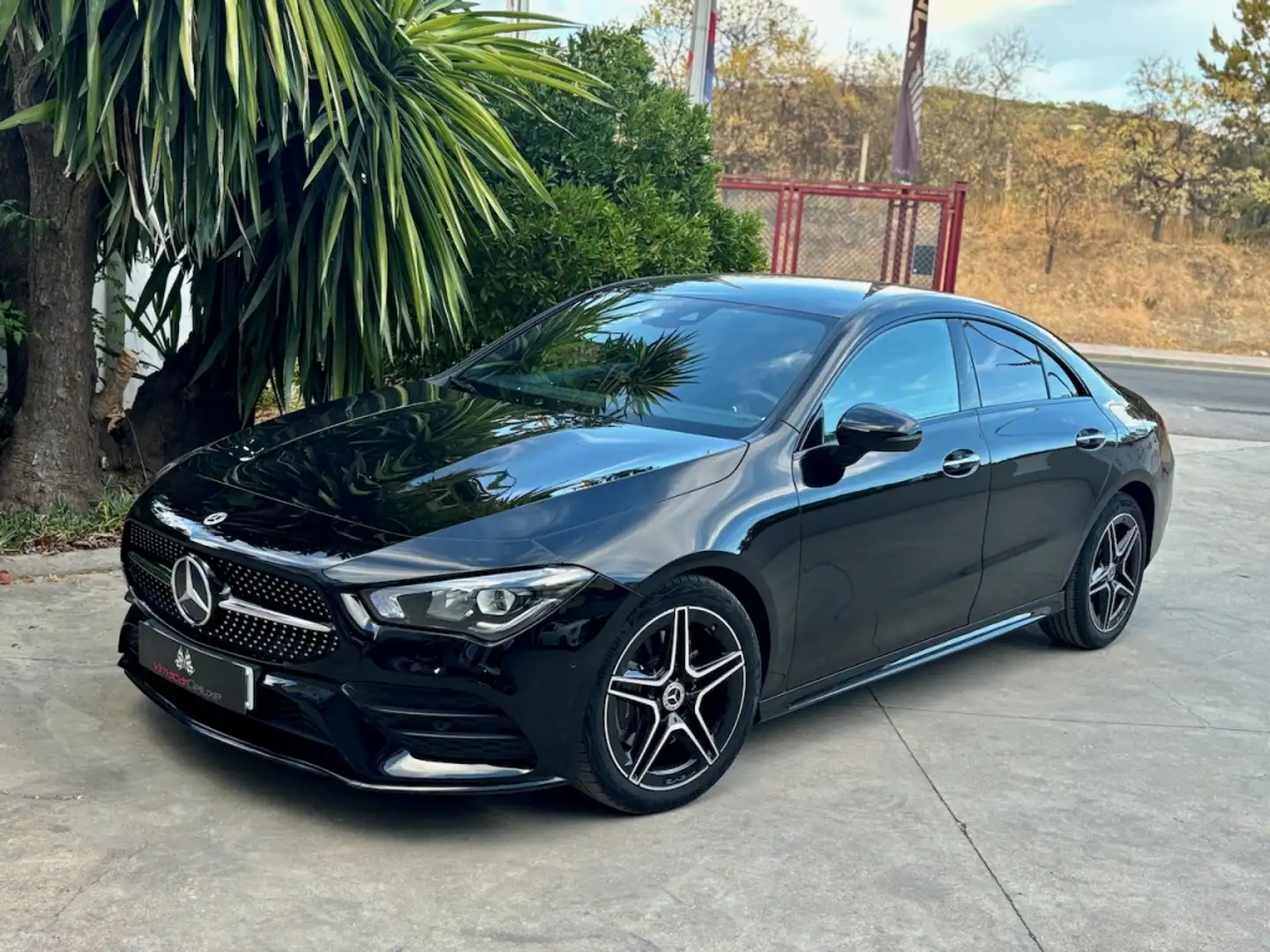Mercedes-Benz CLA 200 200d Noir - 2