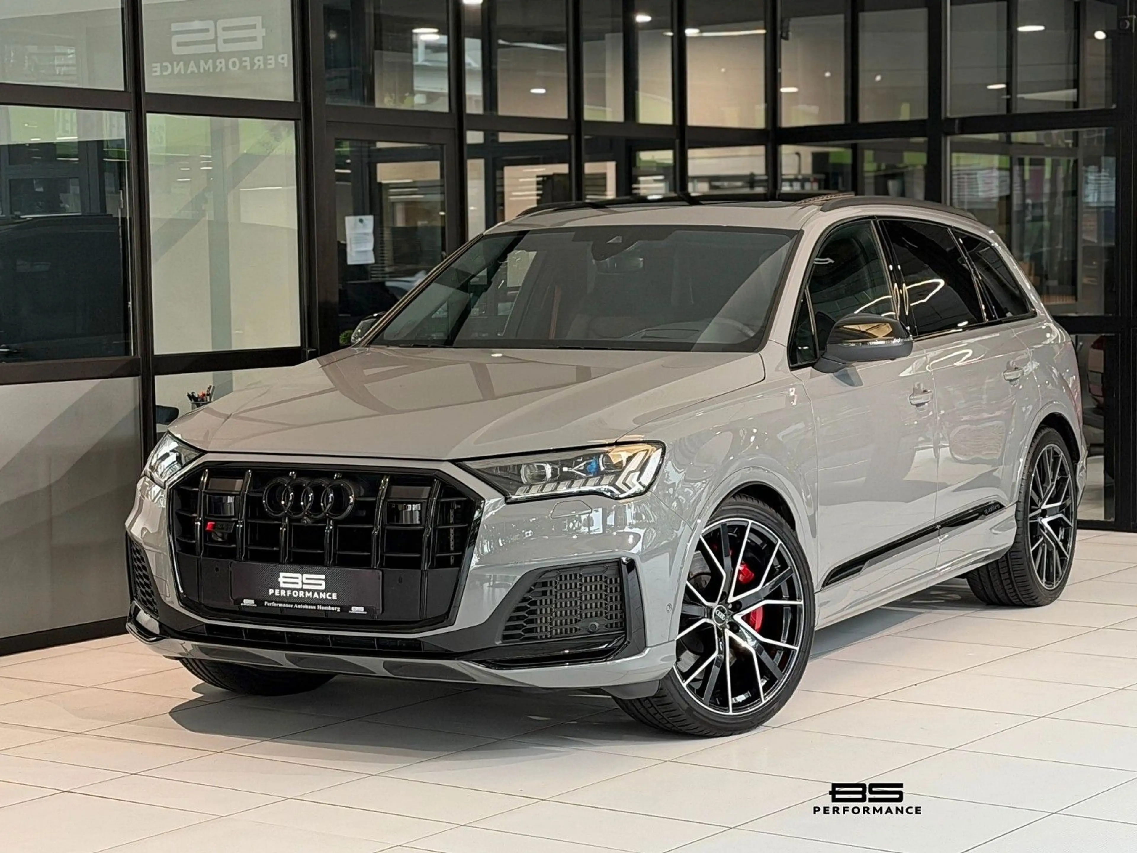 Audi SQ7 4.0 TFSI COMPETITION PLUS |PANO|MASSAGE|7-SI