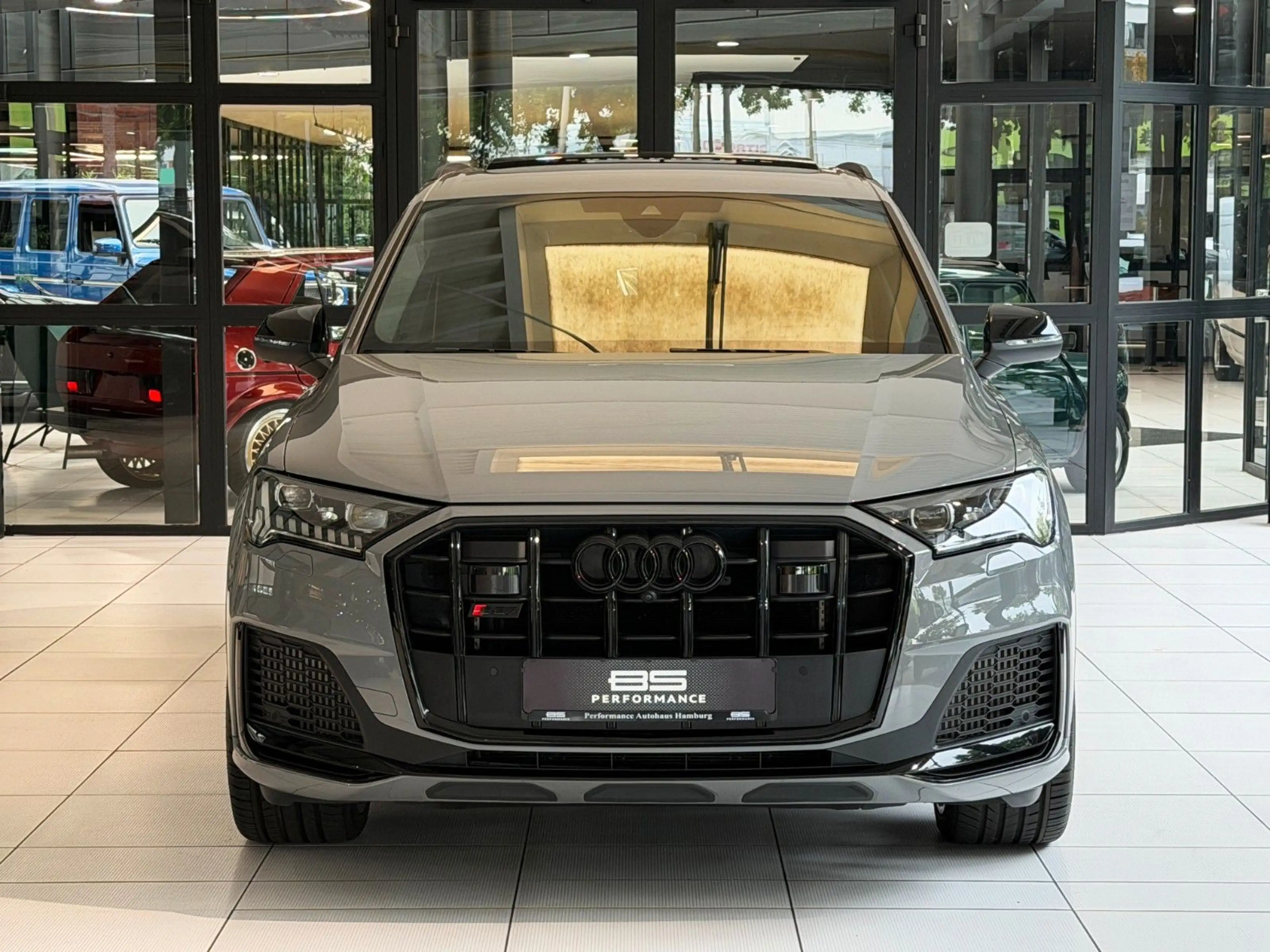 Audi SQ7 4.0 TFSI COMPETITION PLUS |PANO|MASSAGE|7-SI — photo 2