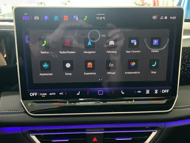Volkswagen Tiguan view 15