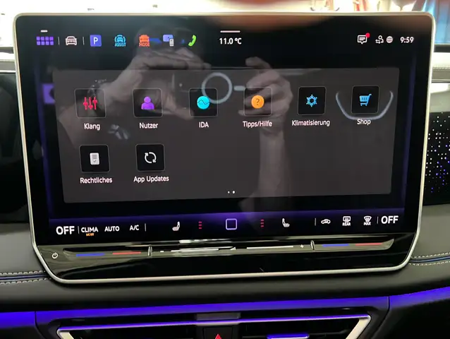 Volkswagen Tiguan view 16