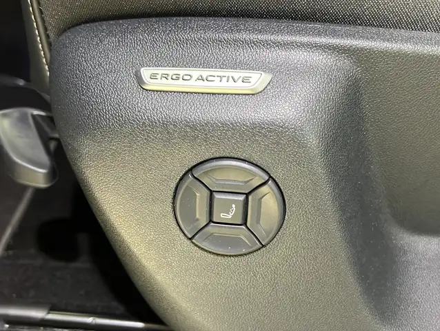 Volkswagen Tiguan view 7