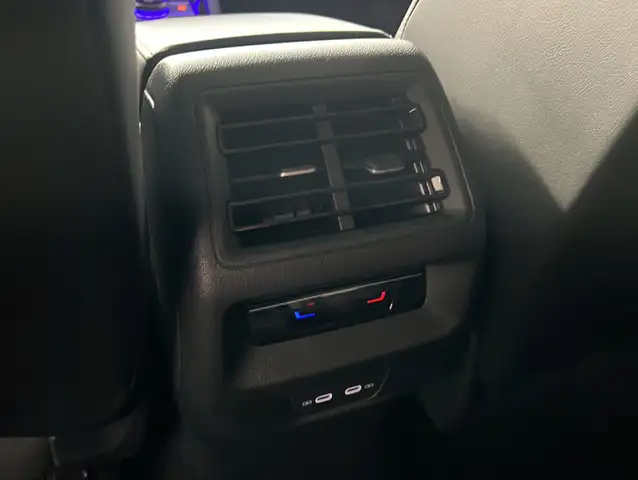Volkswagen Tiguan view 22