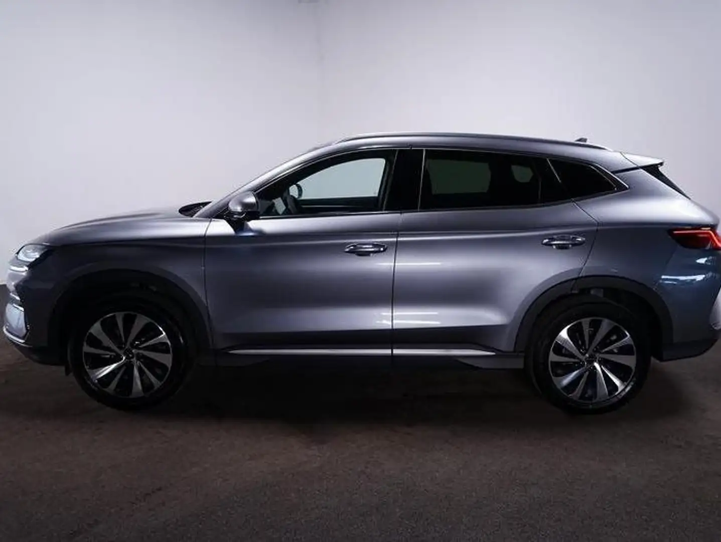 BYD Seal U Design 87 kWh Grau - 2