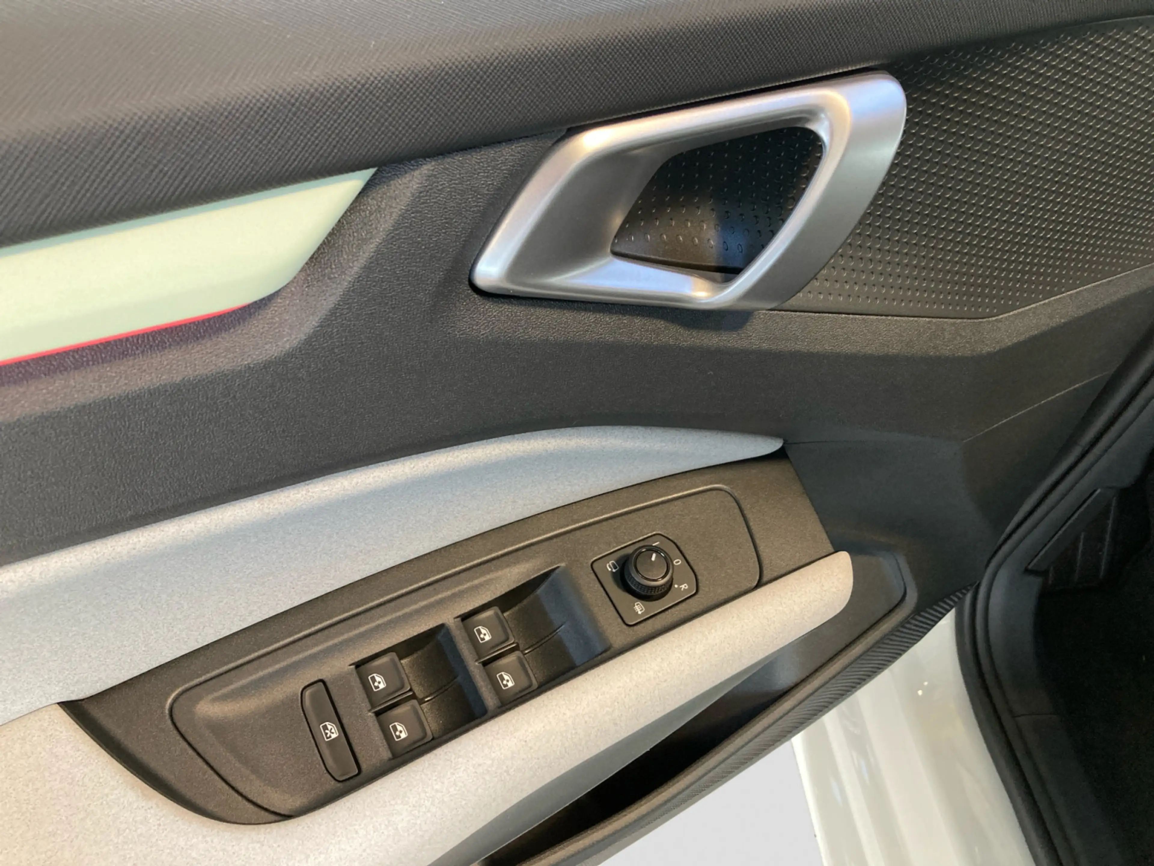 Skoda Epiq Edition Eins 55 Licht & Sicht Travel 19"Alu — photo 14